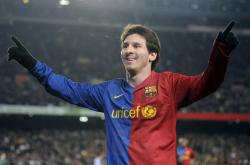 领先优势明显引发热议！，C罗在切尔西比赛中锐不可当再创辉煌时刻