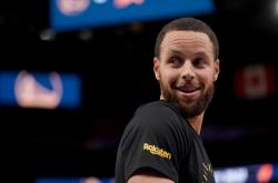 波尔津吉斯，库里，状态爆棚！