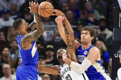 步行者惊艳全场，雄鹿助攻爆棚，西蒙斯逆转取胜！